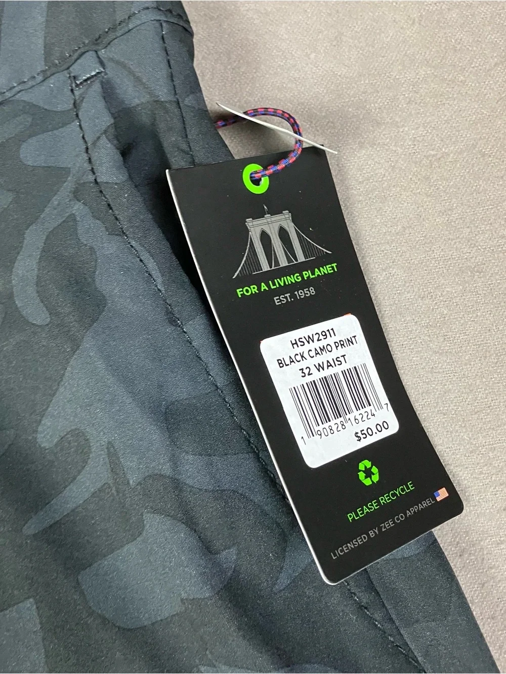 Hawke & Co. Men’s Size 32 Stretch Hybrid Performance Shorts Black Camo NWT!